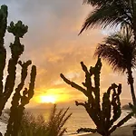 Corallo Artdesign 100 M From The 公寓 卡门港