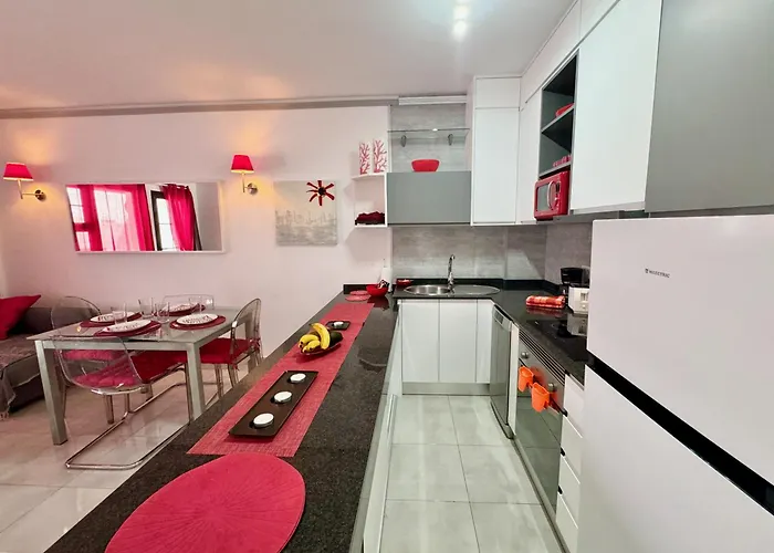 Corallo Artdesign 100 M From The 卡门港