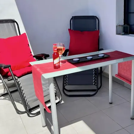 Corallo Artdesign 100 M From The Apartman