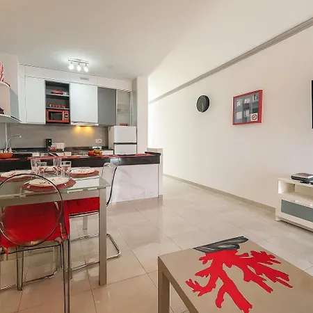 Apartment Corallo Artdesign 100 M From The Puerto del Carmen (Lanzarote)