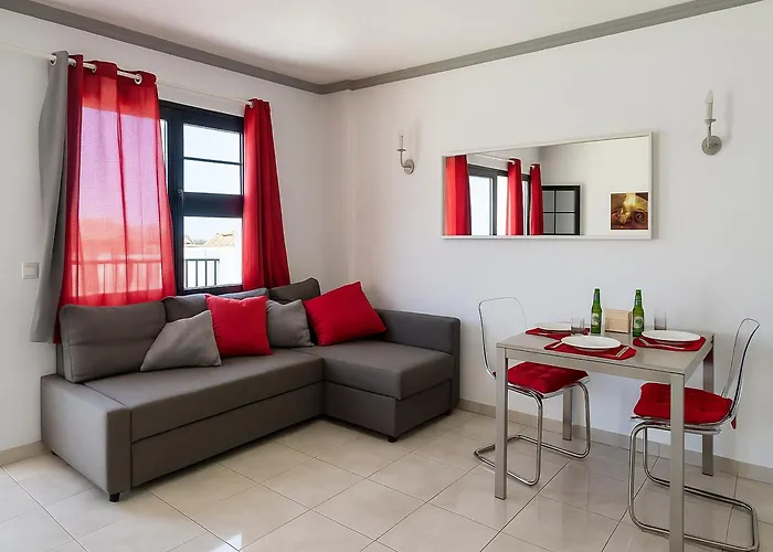 Apartamento Corallo Artdesign 100 M From The *