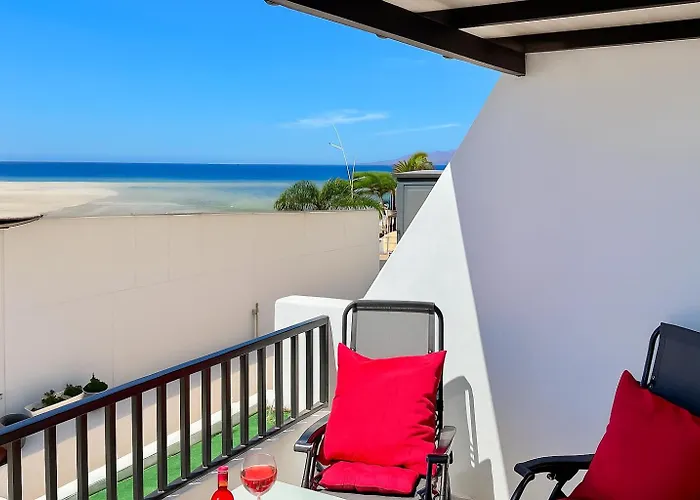 Corallo Artdesign 100 M From The Apartamento Puerto del Carmen (Lanzarote)