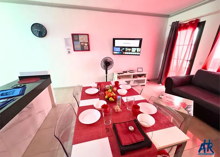 Apartamento Corallo Artdesign 100 M From The *