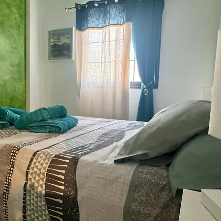 Appartement Corallo Artdesign 100 M From The *