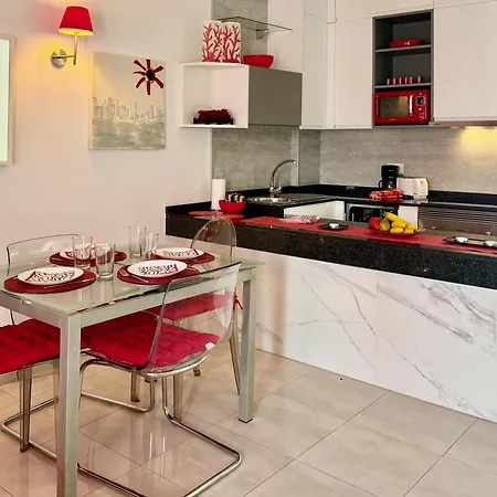 Corallo Artdesign 100 M From The Puerto del Carmen (Lanzarote)